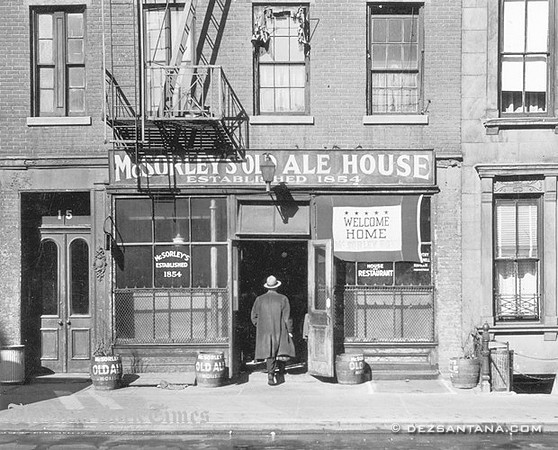 McSorley's Old Ale House, 1945