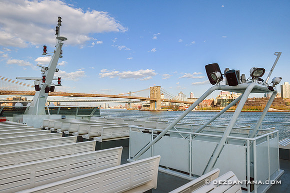 Zephyr Yacht