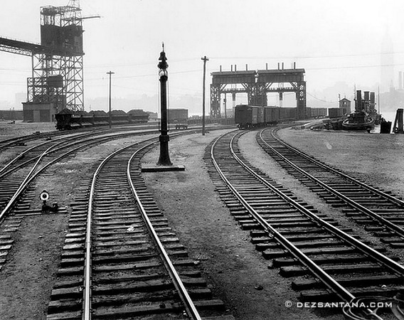 Long Island City Railroad Gantries, 1932