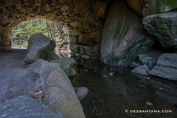 Huddlestone Arch