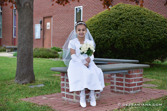Nivea's Communion