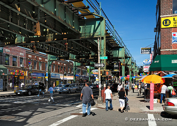 Roosevelt Ave & 80th Street, 2009