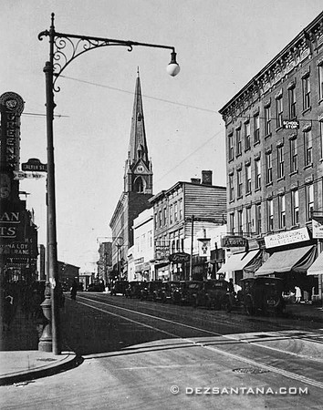 Manhattan Ave & Calyer Street, 1935