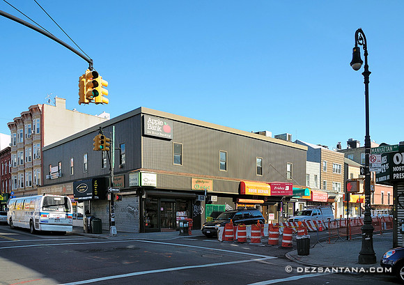 Manhattan Ave & Meserole Street, 2009