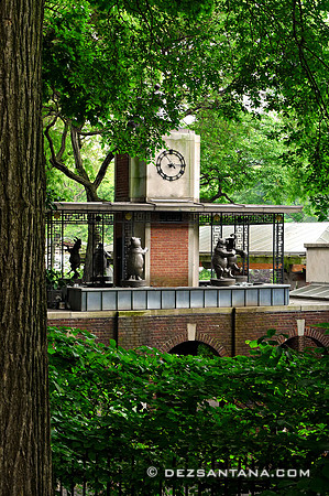Delacorte Music Clock