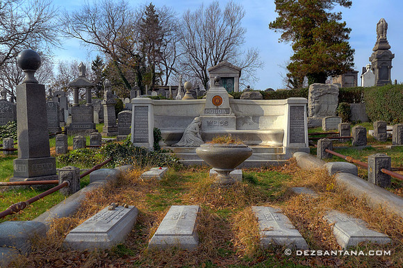 Harry Houdini Gravesite