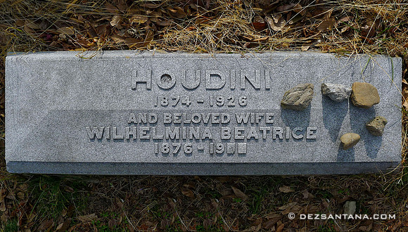 Harry Houdini Gravesite