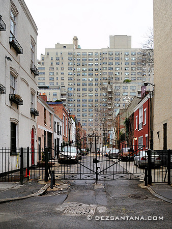 MacDougal Alley, 2008